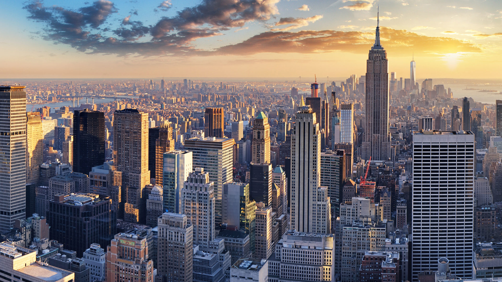 Specialized Mergers and Acquisitions Insurance Expertise | New York City Skyline Representing Financial Opportunities and Security.